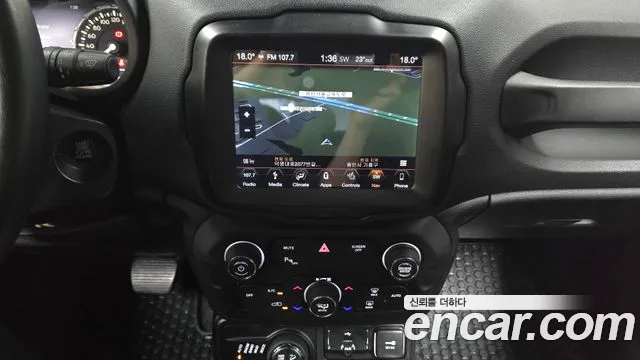 2018 Jeep Renegade 2.0 Diesel Tailhawk AWD Sold VIN 1C4BU0000JPH00470 – interior seats