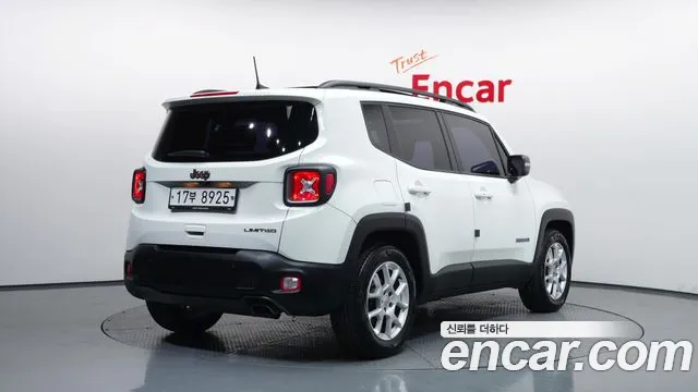 2019 Jeep Renegade 2.4 Limited Sold VIN 1C4BU0000KPK26113 – interior seats 2019 Jeep Renegade 2.4 Limited Sold VIN 1C4BU0000KPK26113 – interior seats