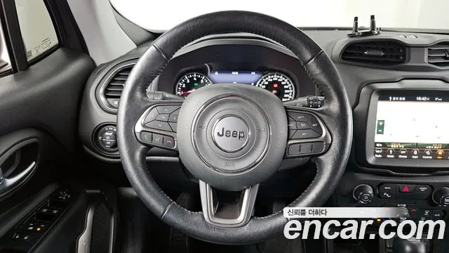 2019 Jeep Renegade 2.4 Limited Sold VIN 1C4BU0000KPK30563 – trunk area 2019 Jeep Renegade 2.4 Limited Sold VIN 1C4BU0000KPK30563 – trunk area
