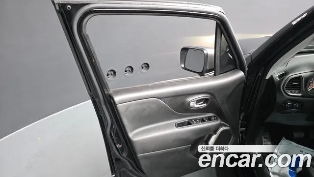 2019 Jeep Renegade 2.4 Limited Sold VIN 1C4BU0000KPL07546 – interior seats