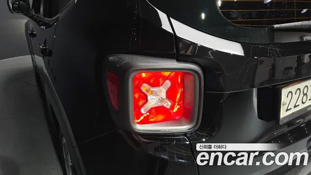 2019 Jeep Renegade 2.4 Limited Sold VIN 1C4BU0000KPL07546 – trunk area