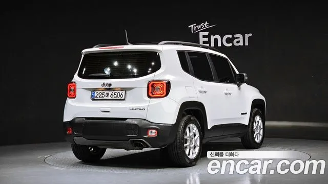 2020 Jeep Renegade 2.4 Limited Sold VIN 1C4BU0000LPL72088 – engine bay
