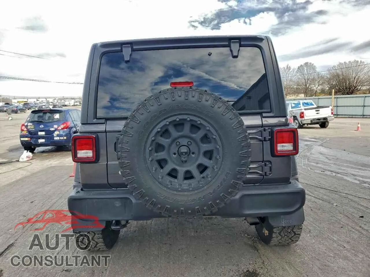 2018 JEEP WRANGLER Damaged VIN 1C4HJXDG7JW108453 – engine bay