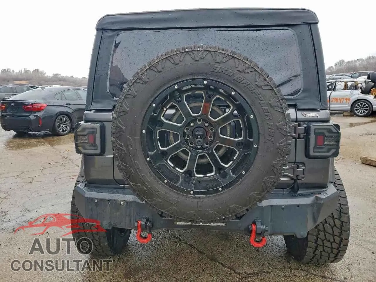 2018 JEEP WRANGLER Damaged VIN 1C4HJXDG7JW152811 – engine bay