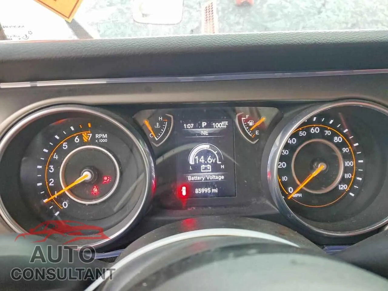 2018 JEEP WRANGLER Damaged VIN 1C4HJXDG7JW152811 – trunk area