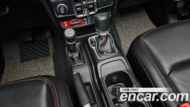 2022 Jeep Wrangler (JL) 2.0 Rubicon Power Top 4Door Sold VIN 1C4HJXFN6NW141218 – engine bay