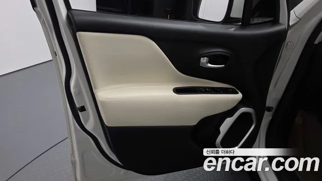 2021 Jeep Renegade 2.4 Longitude Sold VIN 1C4NJCBB2MPN22130 – photo 14 2021 Jeep Renegade 2.4 Longitude Sold VIN 1C4NJCBB2MPN22130 – photo 14