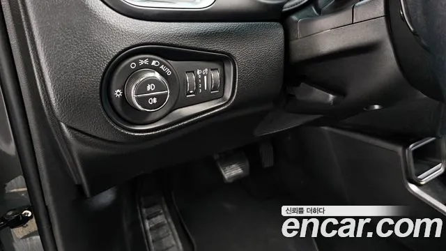 2022 Jeep Renegade 1.3 Limited Sold VIN 1C4NJCD11NPN85080 – interior seats