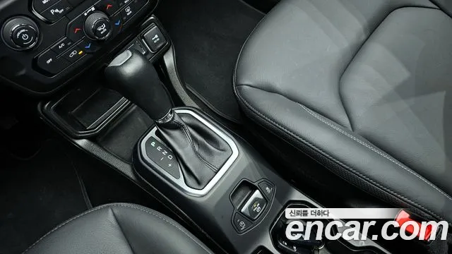 2023 Jeep Renegade 1.3 Limited Sold VIN 1C4NJCE18PPP74584 – dashboard