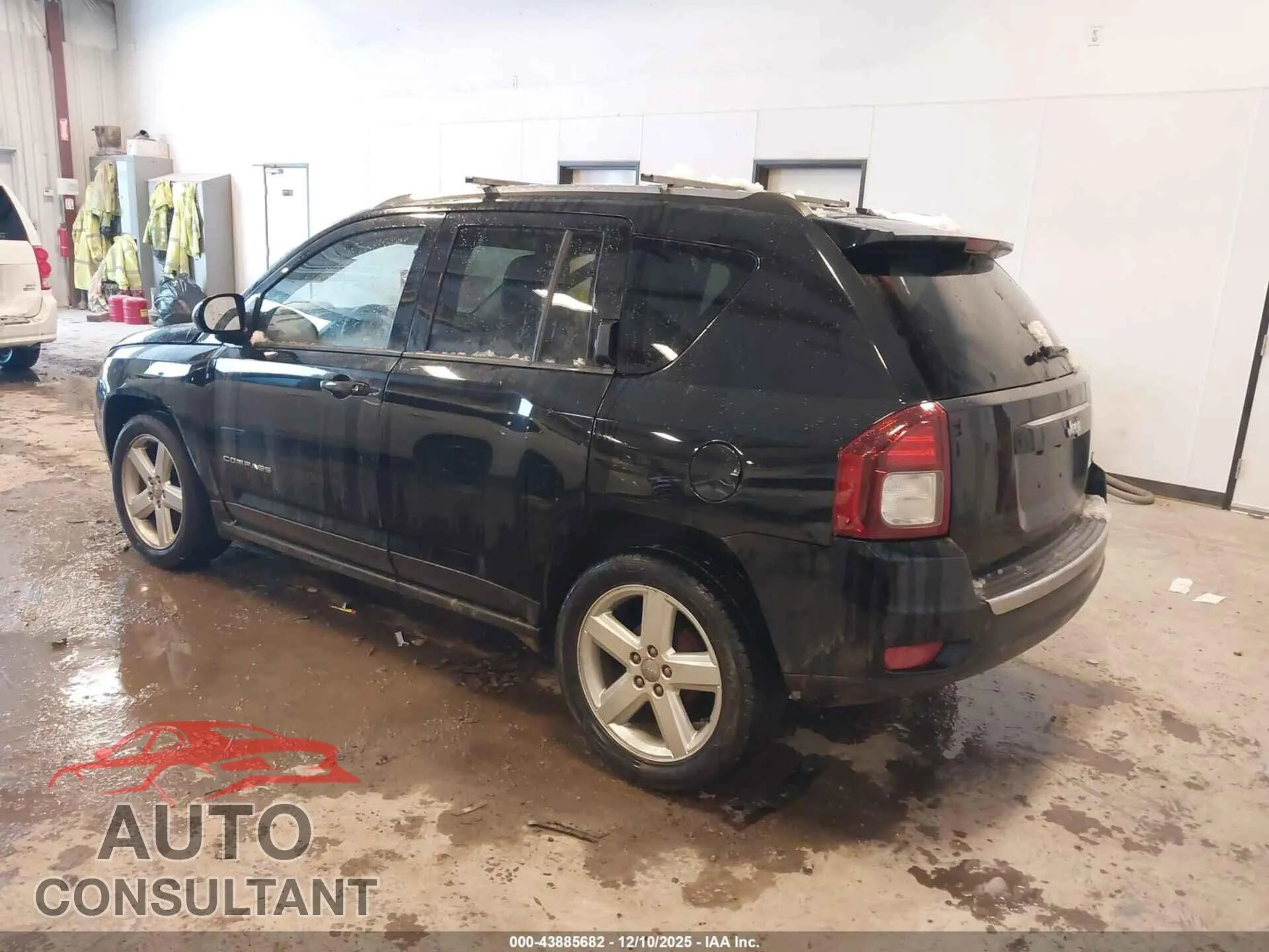 2014 JEEP COMPASS Damaged VIN 1C4NJCEA4ED780087 – side profile
