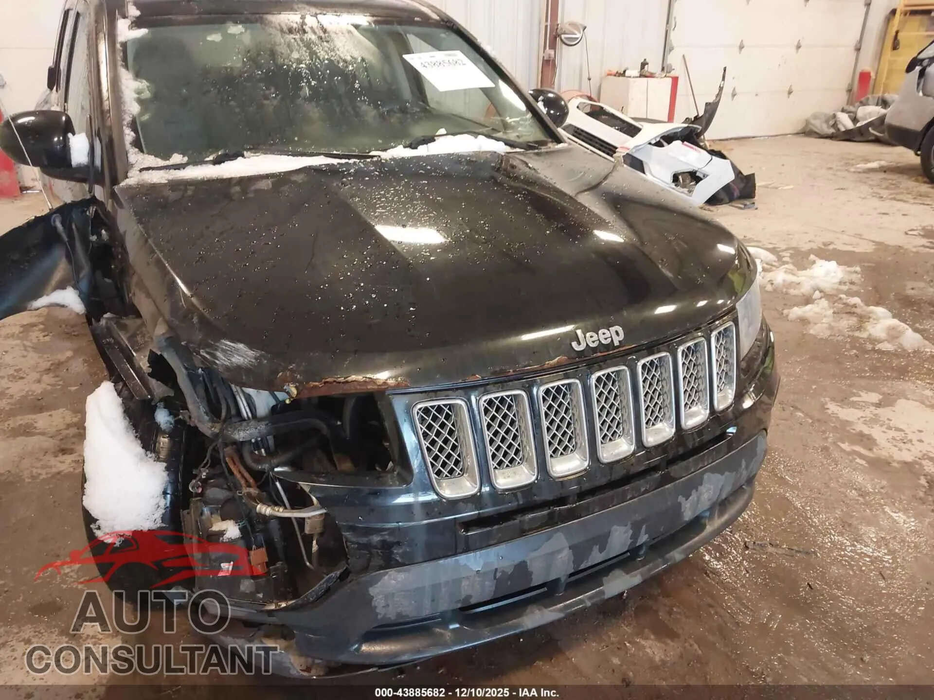 2014 JEEP COMPASS Damaged VIN 1C4NJCEA4ED780087 – engine bay