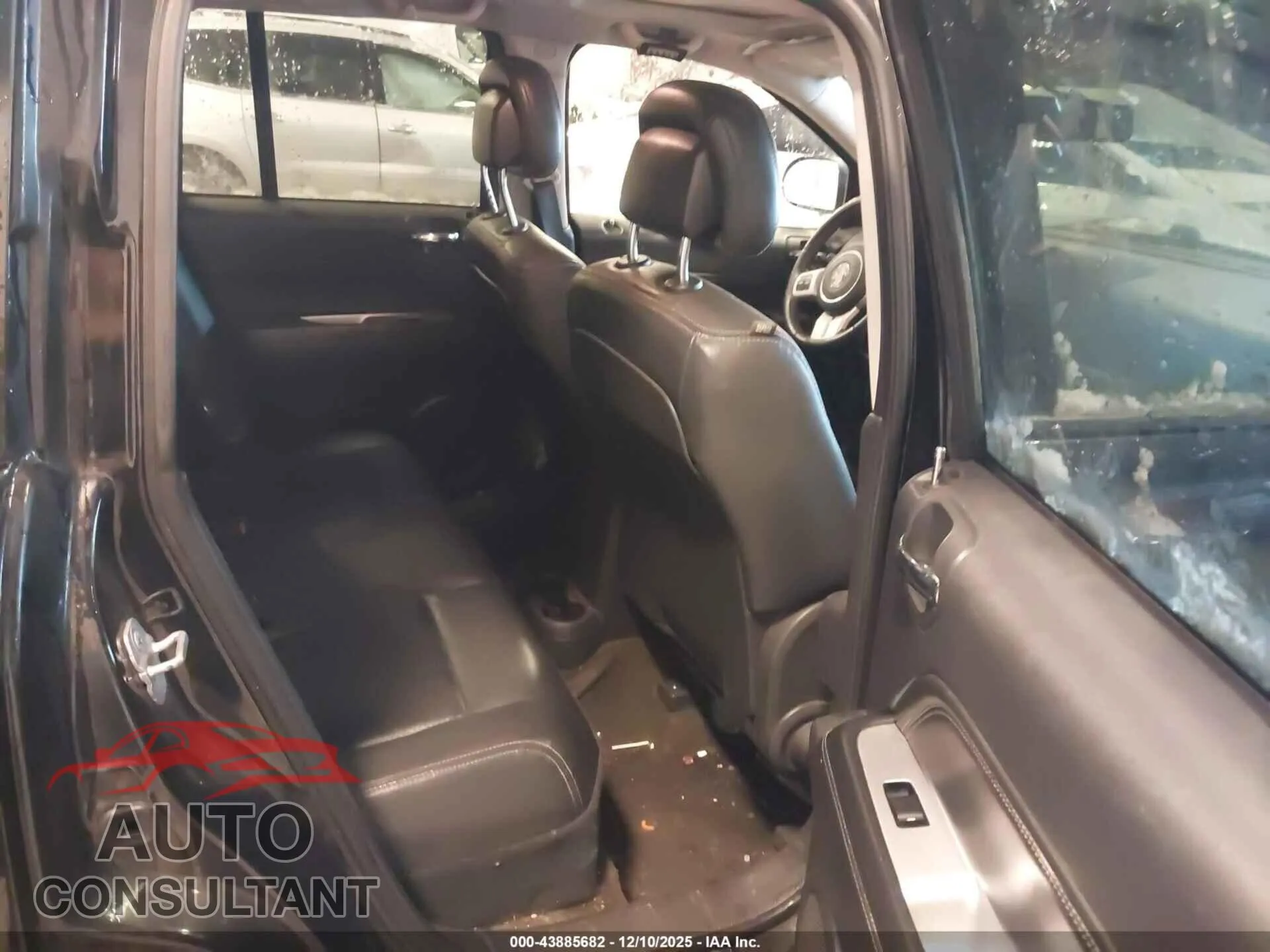 2014 JEEP COMPASS Damaged VIN 1C4NJCEA4ED780087 – undercarriage