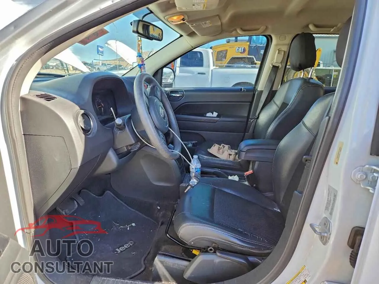 2015 JEEP COMPASS Damaged VIN 1C4NJDBB9FD169900 – exterior detail