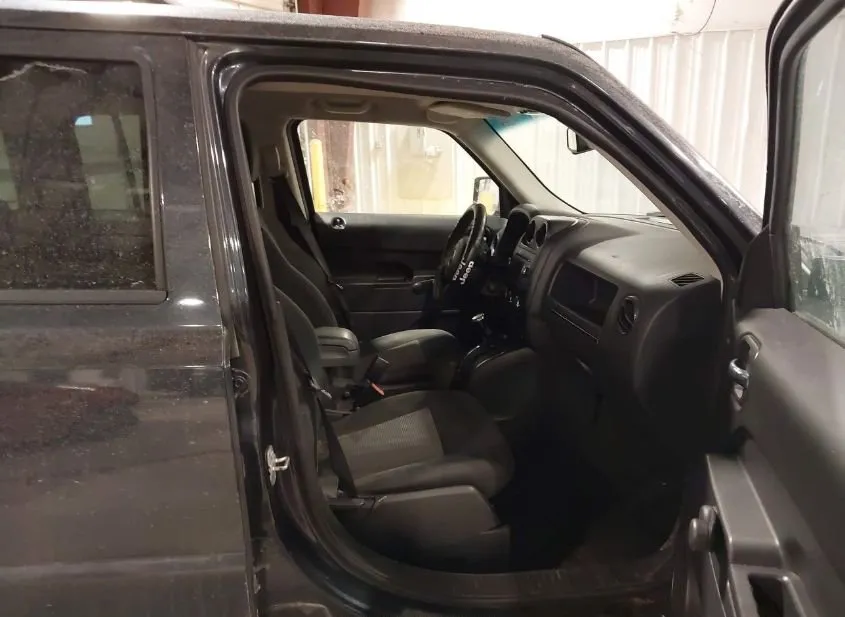 2016 JEEP PATRIOT Used VIN 1C4NJPBB0GD590519 – dashboard