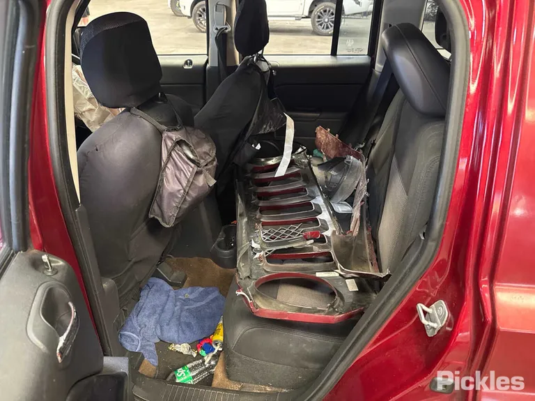 2014 Jeep Patriot Used VIN 1C4NJPDA5ED753473 – front exterior