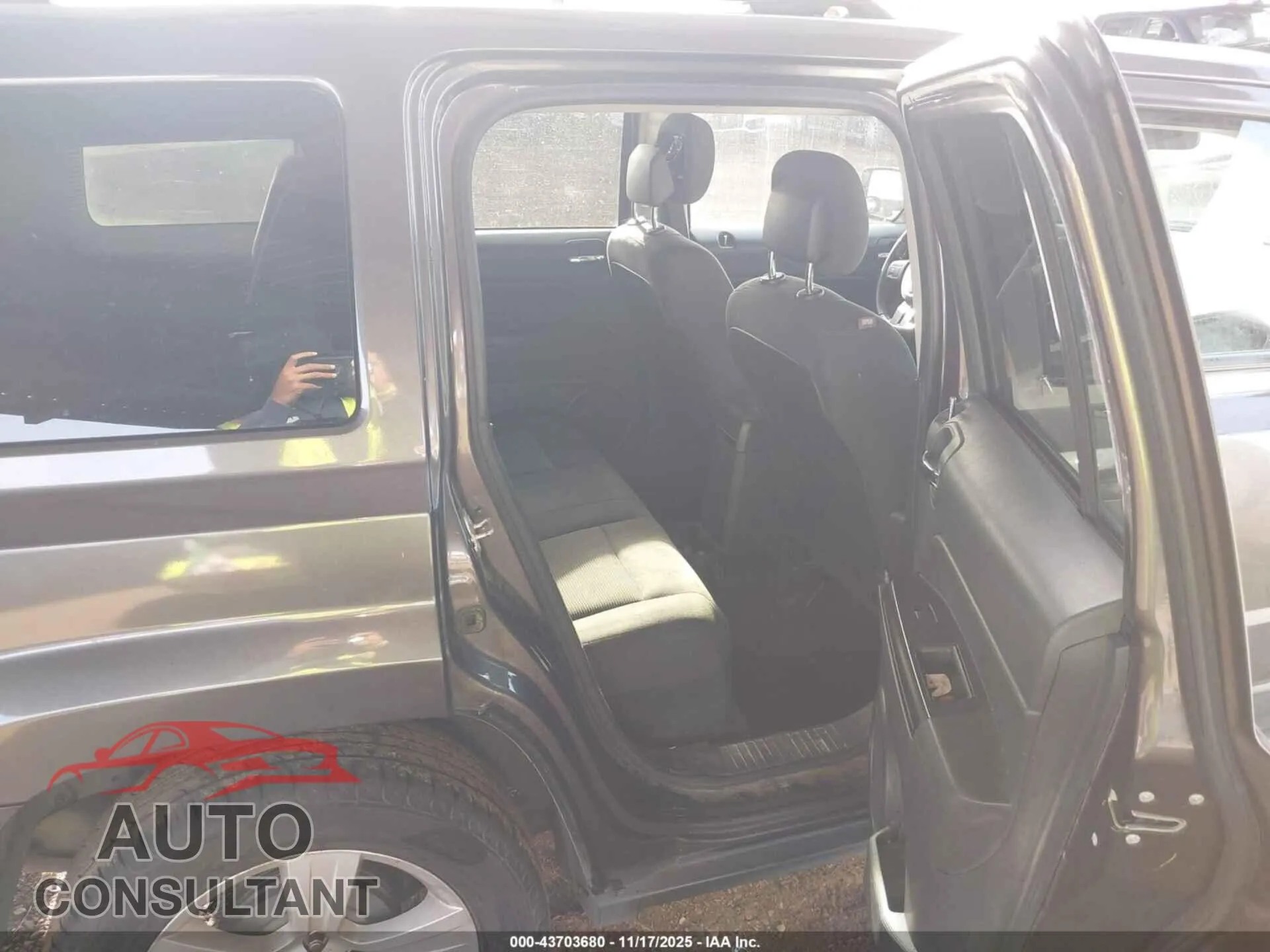 2016 JEEP PATRIOT Damaged VIN 1C4NJPFA2GD719586 – undercarriage