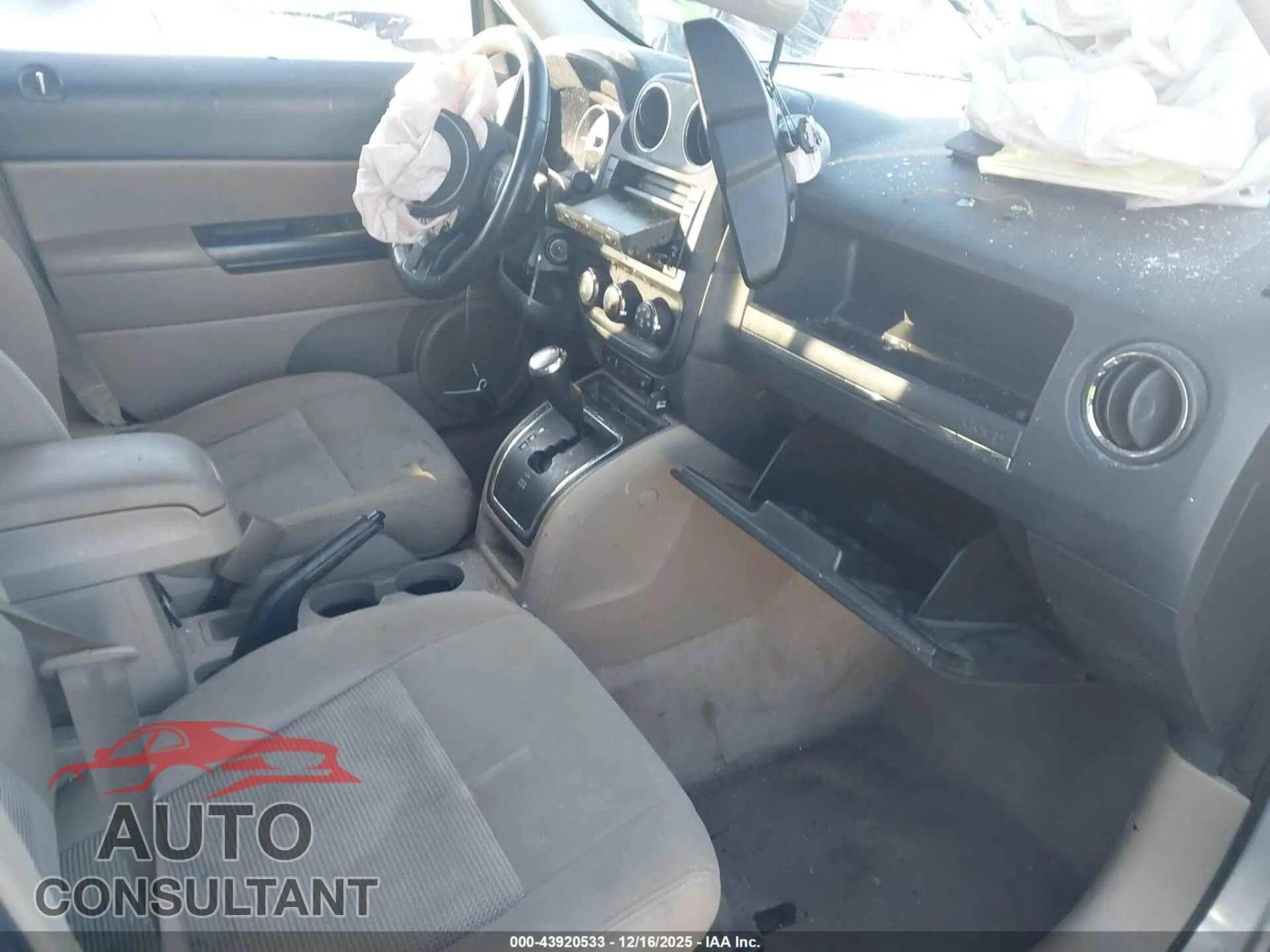 2016 JEEP PATRIOT Damaged VIN 1C4NJPFB9GD738323 – interior seats