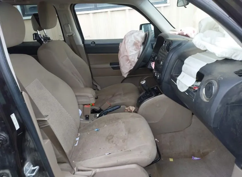 2014 JEEP Patriot Used VIN 1C4NJRBB7ED809078 – undercarriage