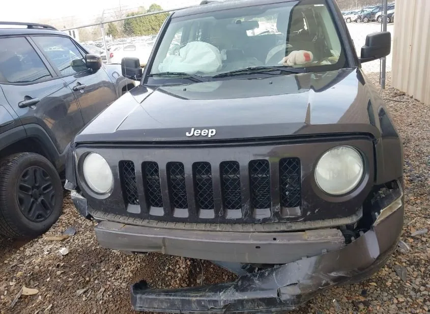 2014 JEEP Patriot Used VIN 1C4NJRBB7ED809078 – photo 12