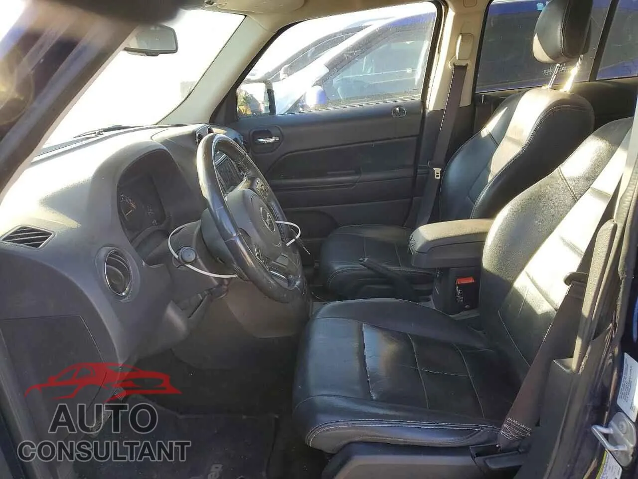 2016 JEEP PATRIOT Damaged VIN 1C4NJRFB0GD586167 – exterior detail