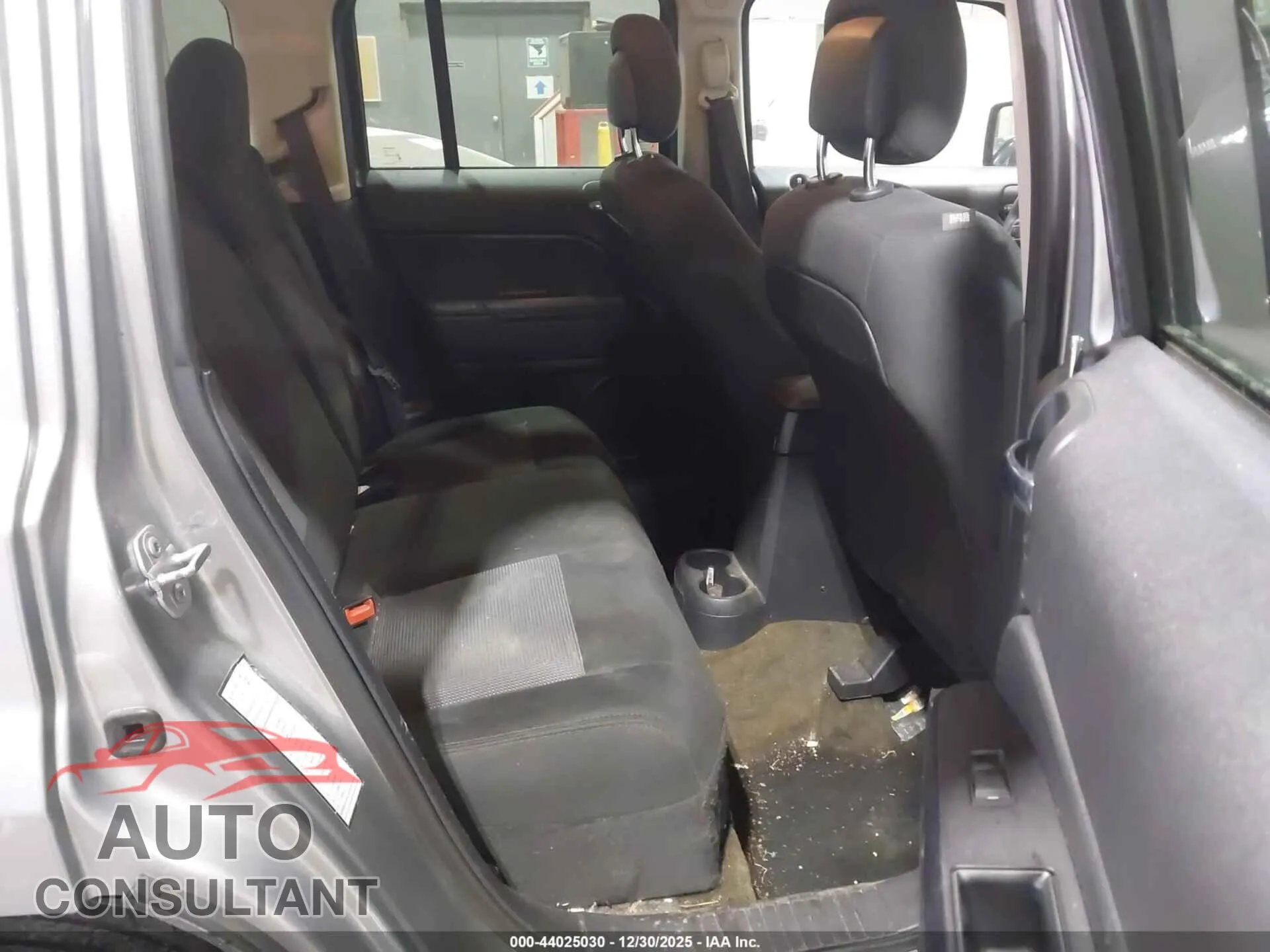 2016 JEEP PATRIOT Damaged VIN 1C4NJRFB1GD668456 – undercarriage