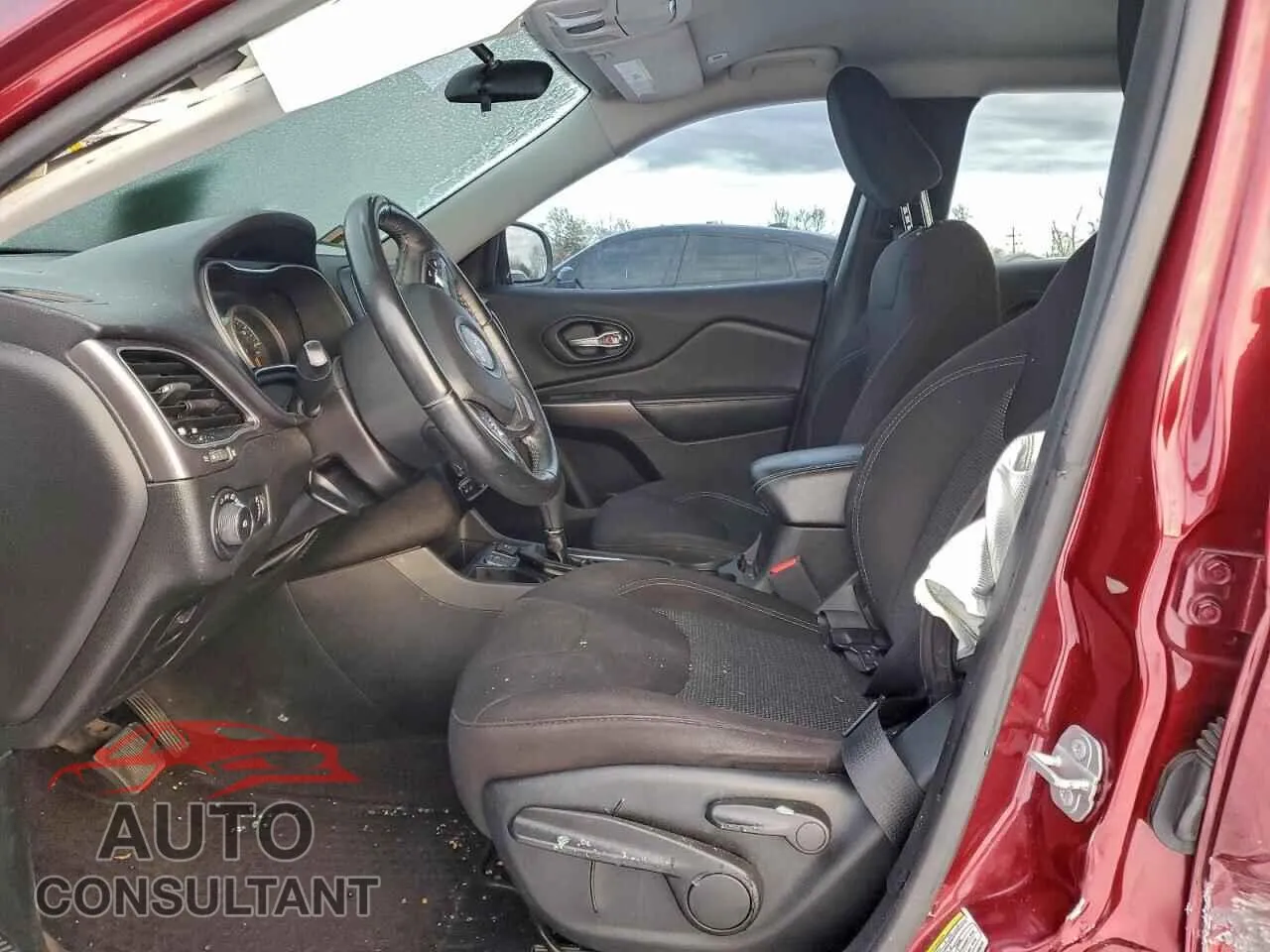 2019 JEEP GRAND CHER Damaged VIN 1C4PJLCB6KD266306 – exterior detail
