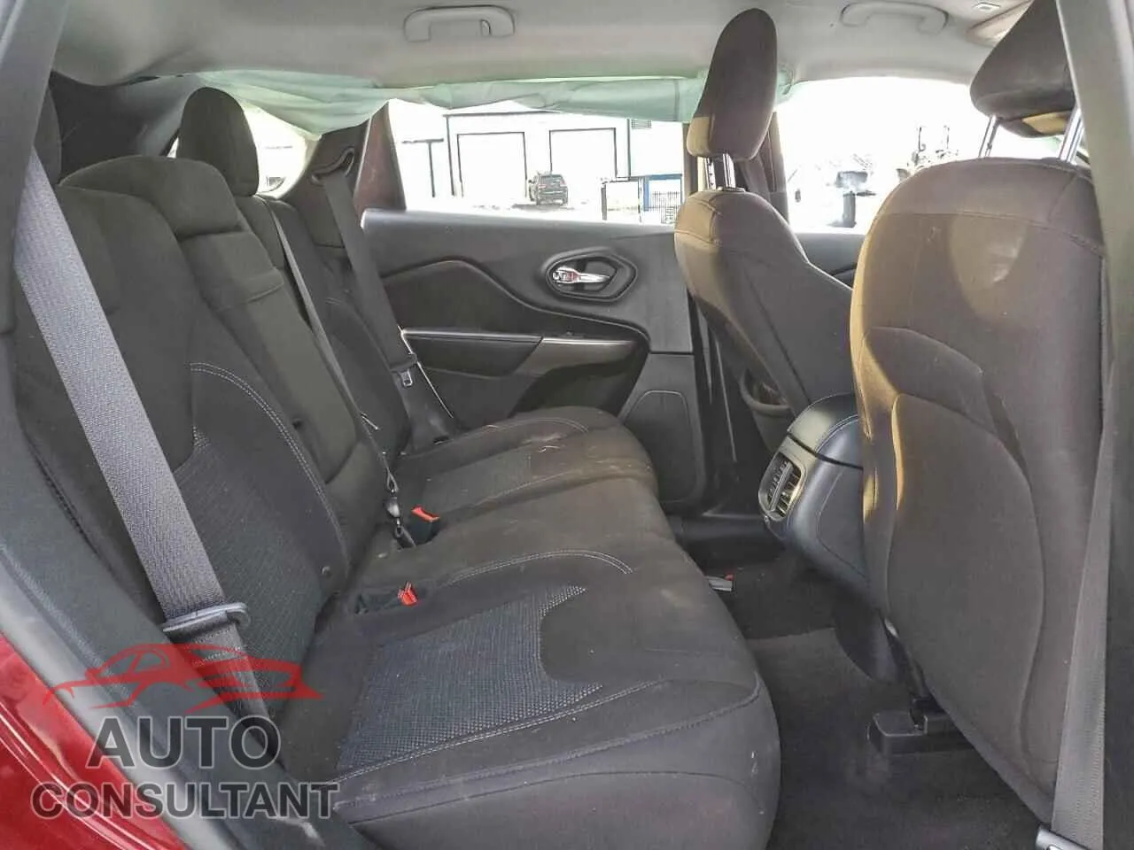 2019 JEEP GRAND CHER Damaged VIN 1C4PJLCB6KD266306 – odometer reading