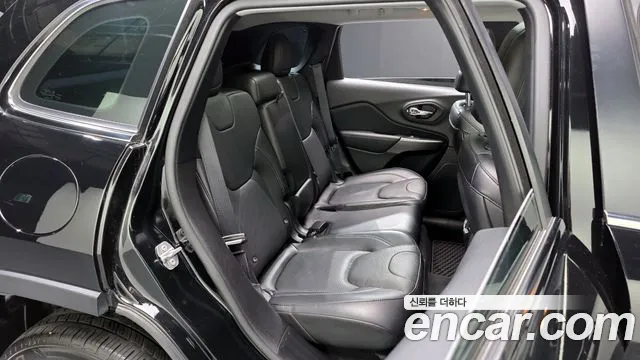 2021 Jeep Cherokee (KL) 2.4 Limited 2WD Sold VIN 1C4PJLDB7MD140747 – undercarriage
