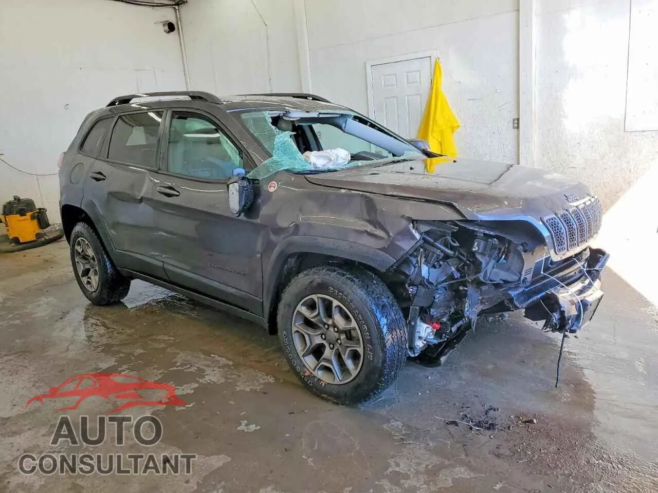 2020 JEEP CHEROKEE Damaged VIN 1C4PJMBX1LD566825 – dashboard