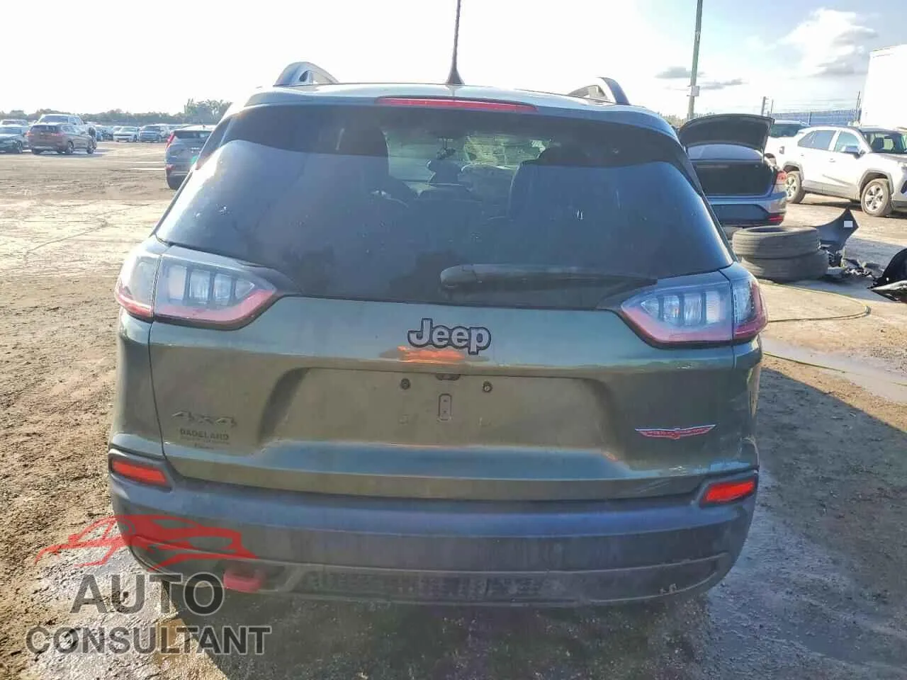 2019 JEEP CHEROKEE Damaged VIN 1C4PJMBX5KD169410 – engine bay