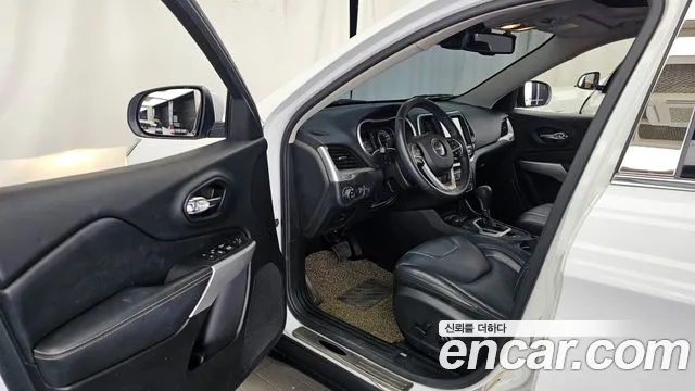 2018 Jeep Cherokee (KL) 2.4 Longitude High AWD Sold VIN 1C4PJMCB2JD607060 – photo 23