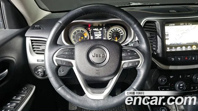 2018 Jeep Cherokee (KL) 2.4 Longitude High AWD Sold VIN 1C4PJMCB6JD606753 – engine bay