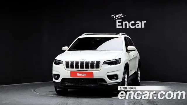 2019 Jeep Cherokee (KL) 2.4 Longitude High AWD Sold VIN 1C4PJMCB7KD395595 – trunk area