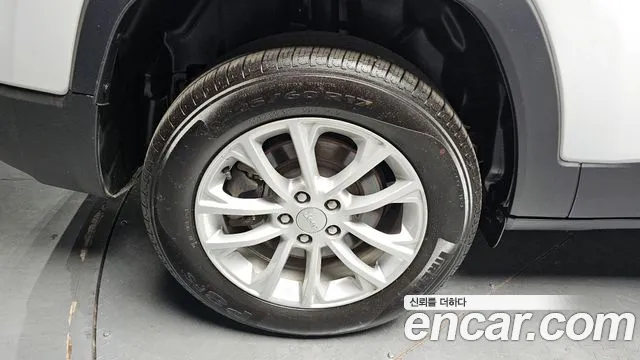 2019 Jeep Cherokee (KL) 2.4 Longitude High AWD Sold VIN 1C4PJMCB8KD460194 – side profile