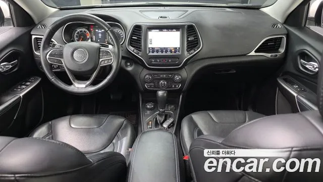 2019 Jeep Cherokee (KL) 2.4 Longitude High AWD Sold VIN 1C4PJMCB9KD125008 – undercarriage