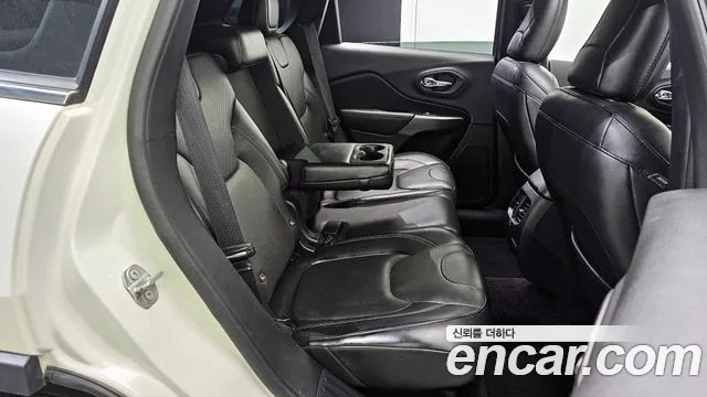 2019 Jeep Cherokee (KL) 2.4 Longitude High AWD Sold VIN 1C4PJMCBXKD125048 – photo 14