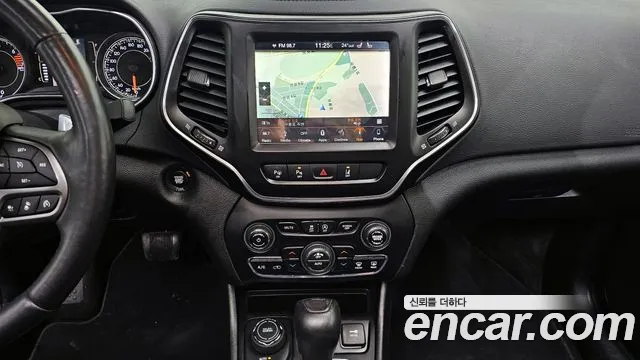 2019 Jeep Cherokee (KL) 2.4 Longitude High AWD Sold VIN 1C4PJMCBXKD125048 – photo 25