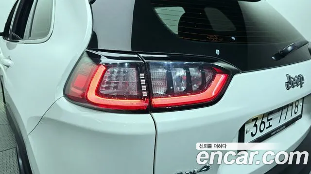 2019 Jeep Cherokee (KL) 2.4 Longitude High AWD Sold VIN 1C4PJMCBXKD125048 – photo 31