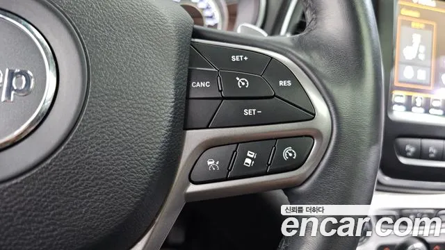 2019 Jeep Cherokee (KL) 2.4 Longitude High AWD Sold VIN 1C4PJMCBXKD251474 – undercarriage