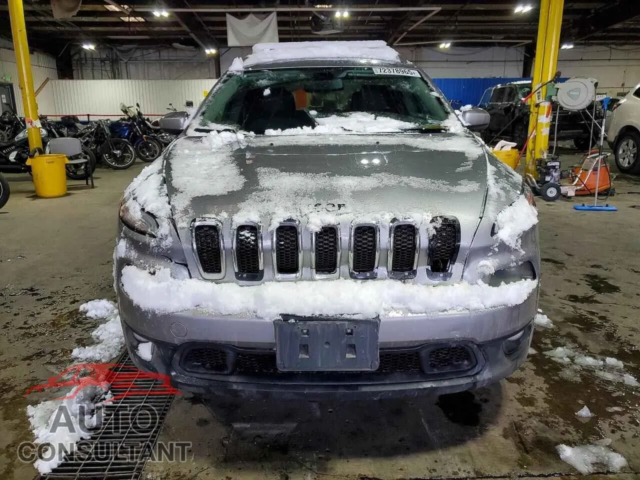 2015 JEEP GRAND CHER Damaged VIN 1C4PJMCSXFW512886 – interior seats