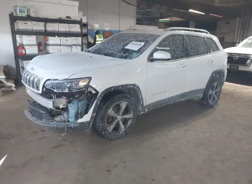 2019 JEEP Cherokee Used VIN 1C4PJMDX6KD166383 – interior seats