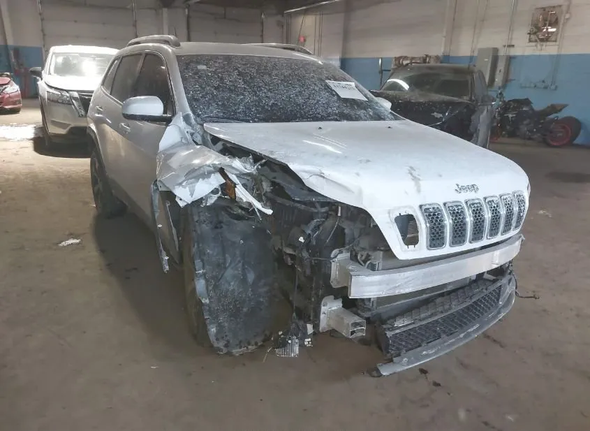 2019 JEEP Cherokee Used VIN 1C4PJMDX6KD166383 – photo 16