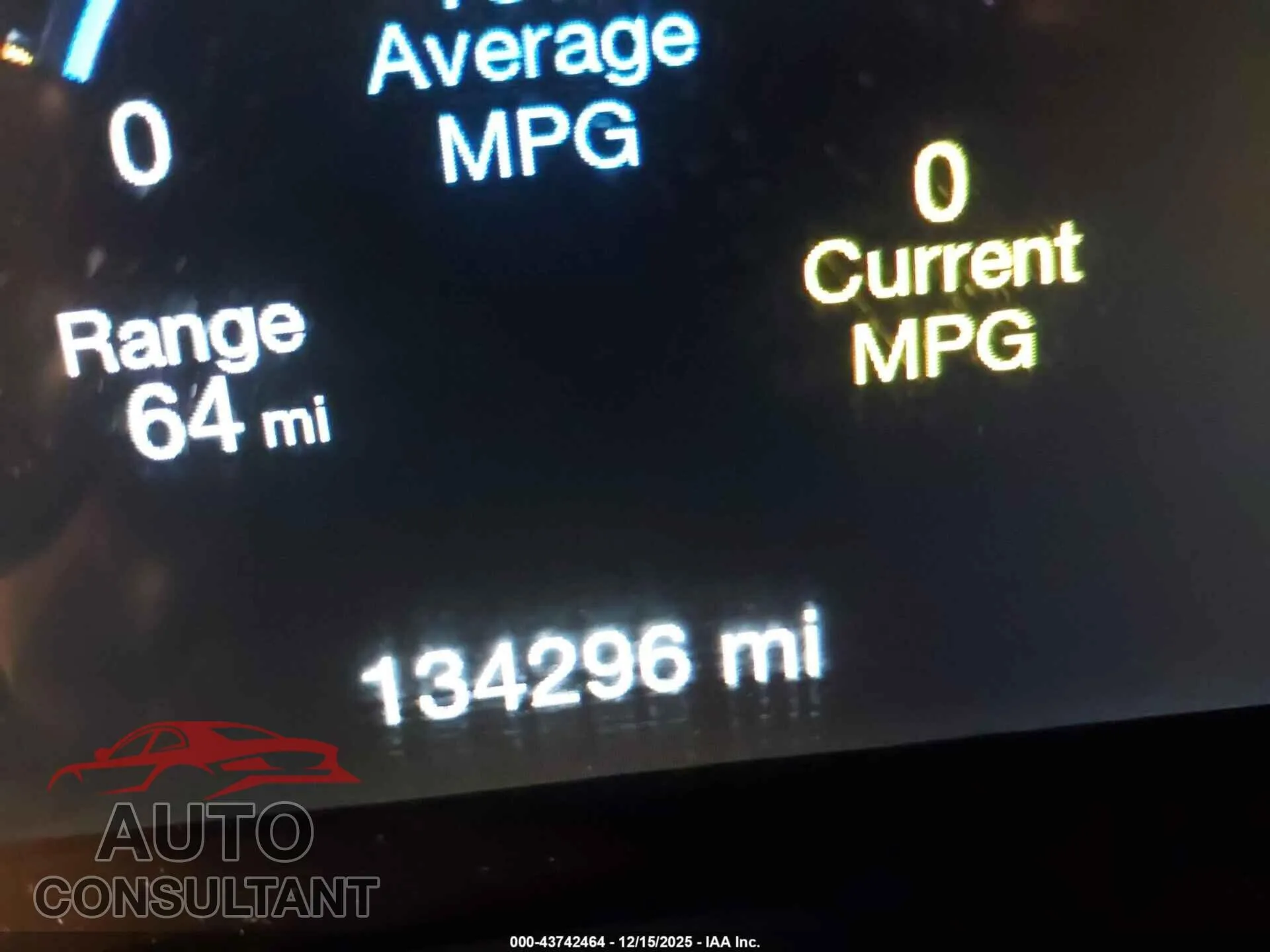 2018 DODGE DURANGO Damaged VIN 1C4RDJAGXJC330337 – photo 15 2018 DODGE DURANGO Damaged VIN 1C4RDJAGXJC330337 – photo 15