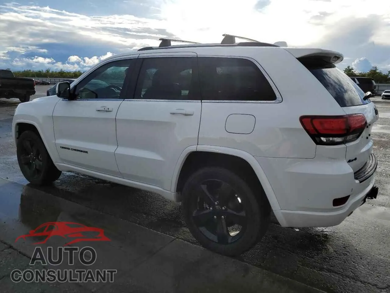 2015 JEEP GRAND CHER Damaged VIN 1C4RJFAG1FC142318 – rear exterior