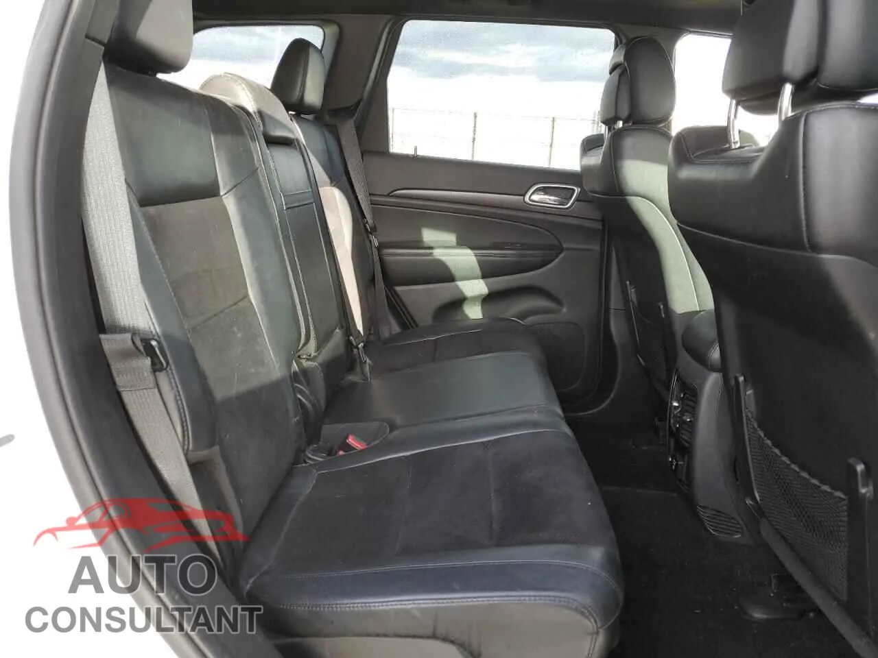 2015 JEEP GRAND CHER Damaged VIN 1C4RJFAG1FC142318 – photo 11