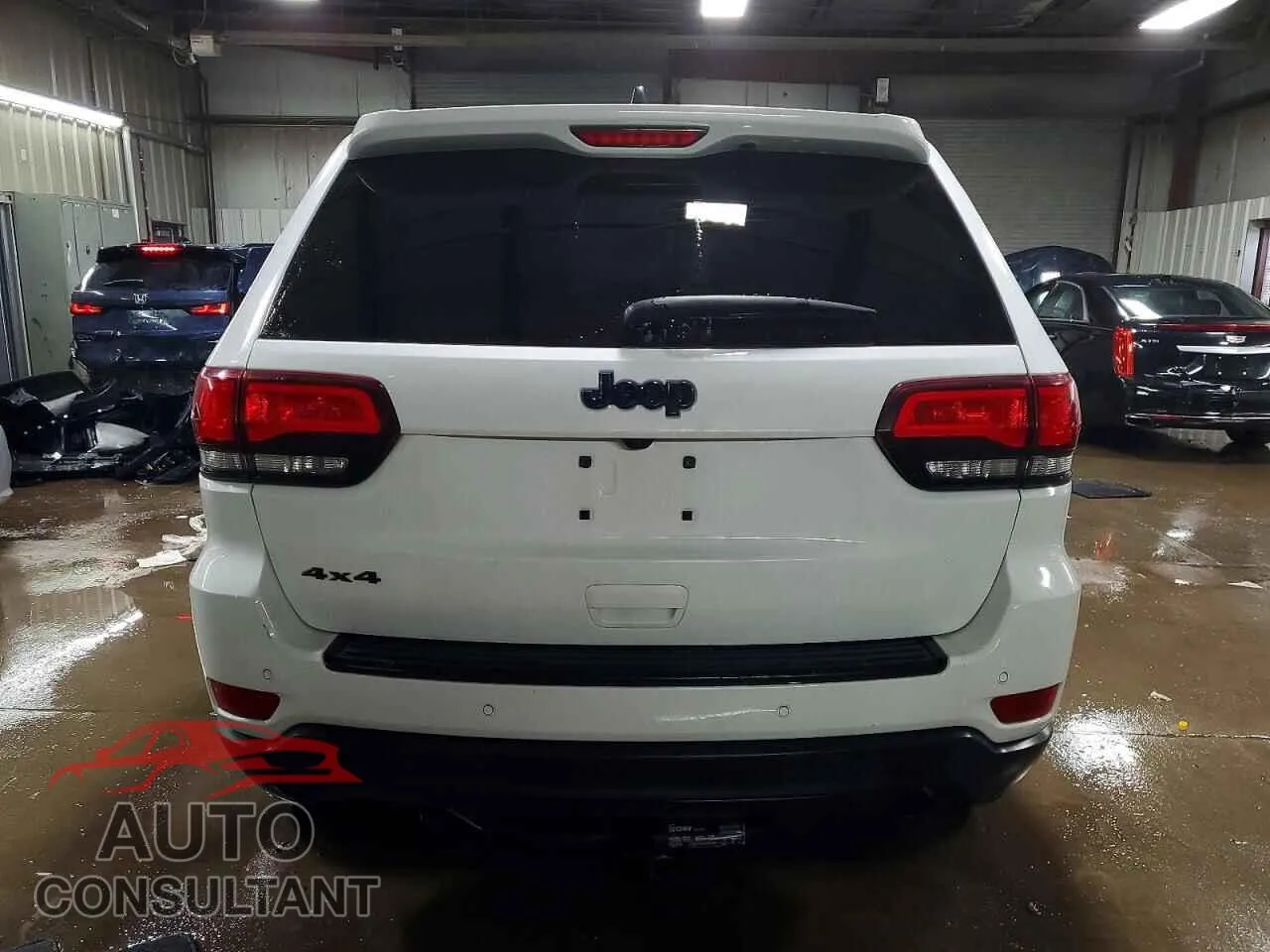 2018 JEEP GRAND CHER Damaged VIN 1C4RJFAG3JC370507 – engine bay
