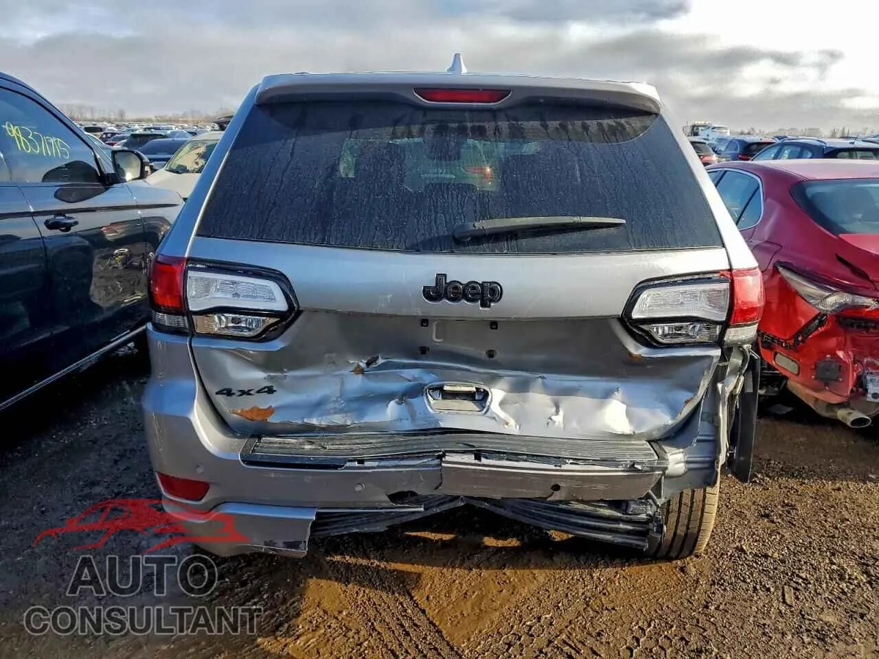 2018 JEEP GRAND CHER Damaged VIN 1C4RJFAG7JC157012 – engine bay