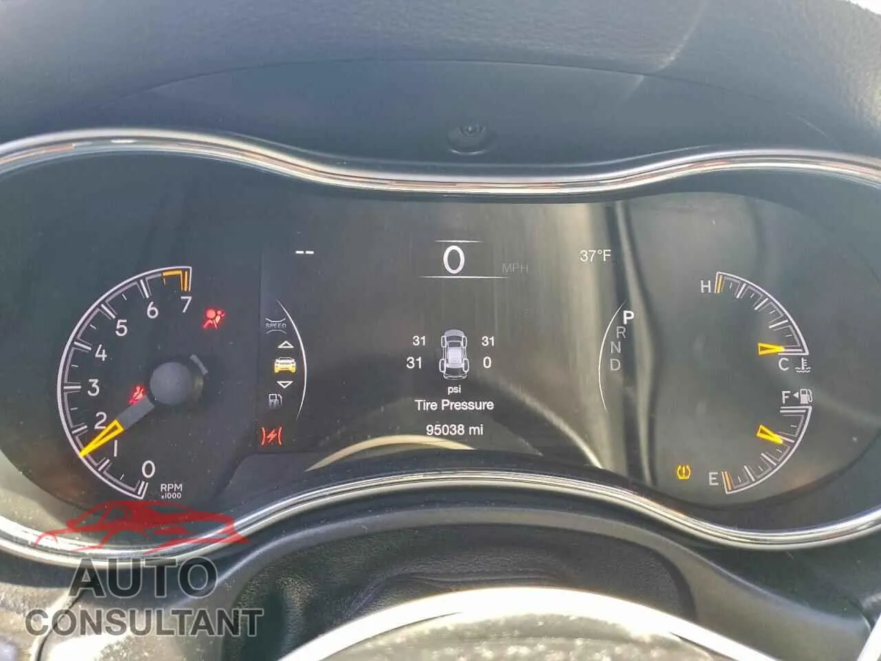 2018 JEEP GRAND CHER Damaged VIN 1C4RJFAG7JC157012 – trunk area