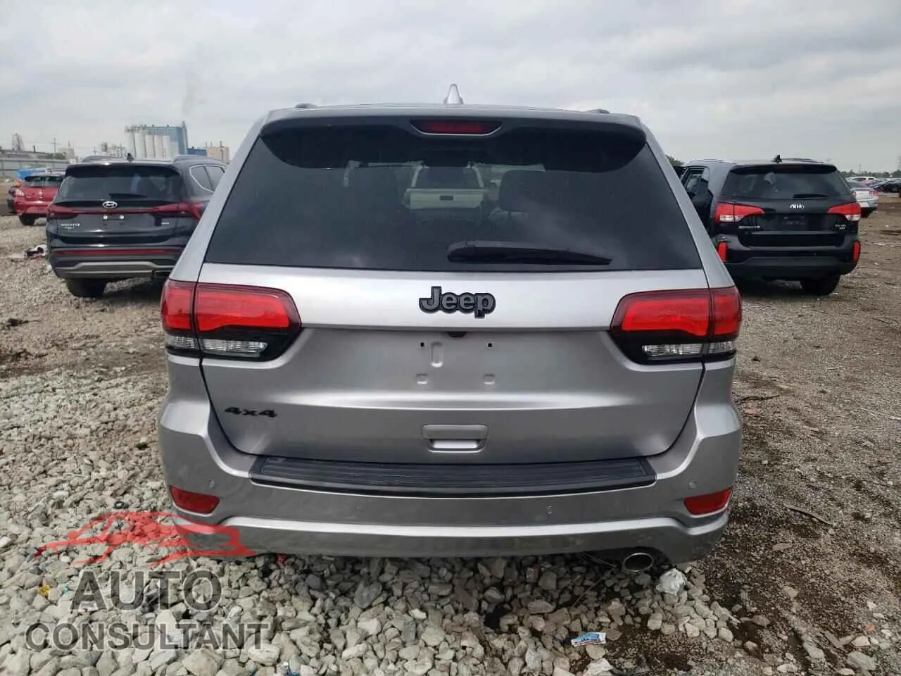 2018 JEEP GRAND CHER Damaged VIN 1C4RJFAG8JC464883 – engine bay 2018 JEEP GRAND CHER Damaged VIN 1C4RJFAG8JC464883 – engine bay