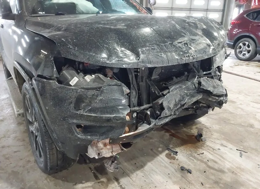 2018 JEEP Grand Cherokee Used VIN 1C4RJFAG8JC475429 – engine bay
